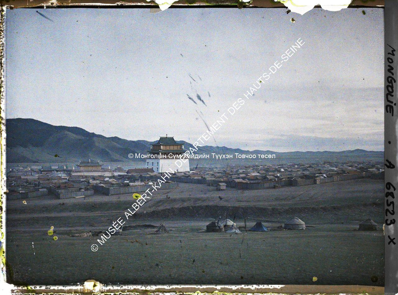 Gandan monastery from the North-East. Middle part of a panorama photo. Musée Albert-Kahn. A68523. Photo by Stéphane Passet, 23 July 1913